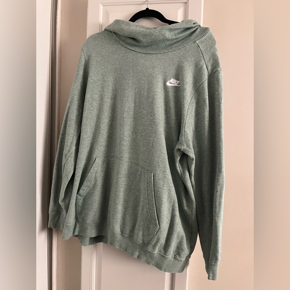 Nike Women’s Hoodie 2X